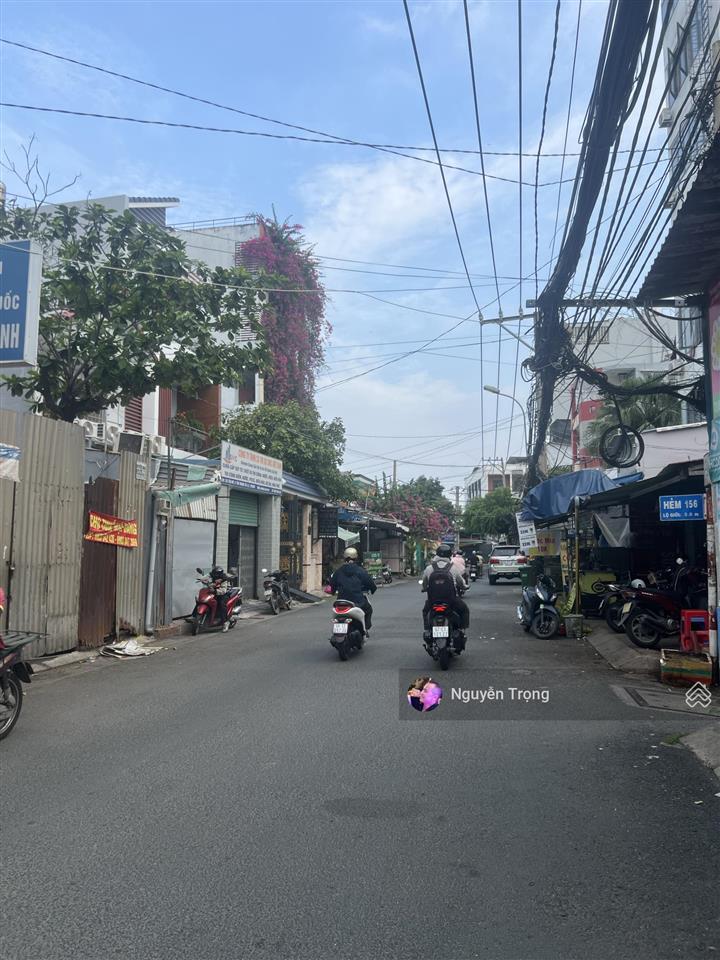 Bán gấp nhà 4 tầng (5x14m)  ô tô ngủ trong nhà  gần nguyễn thị thập quận 7  giá 8,2 tỷ (còn bớt)