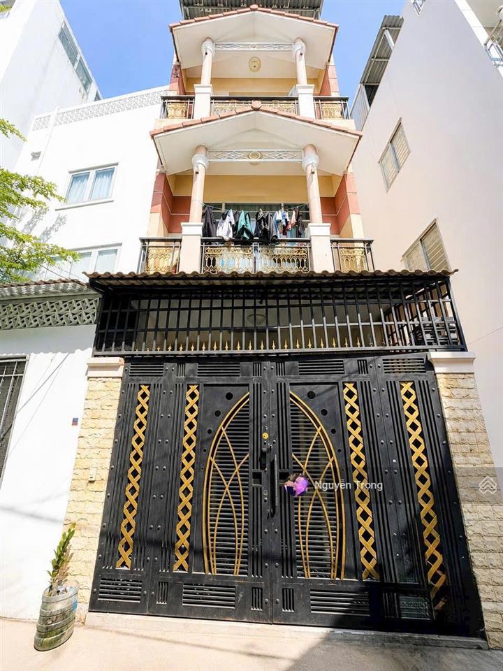 Bán gấp nhà 4 tầng (5x14m)  ô tô ngủ trong nhà  gần nguyễn thị thập quận 7  giá 8,2 tỷ (còn bớt)