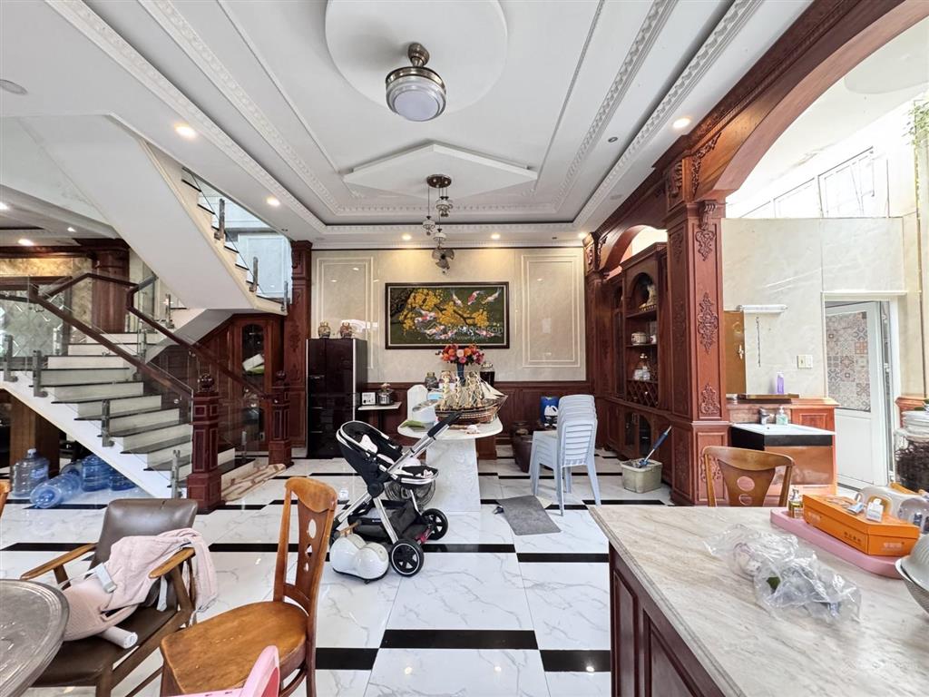 Ngộp bank, bán nhà 4 tầng 169m2 đặng văn bi, phường thủ đức, hồ chí minh, 79 triệu/m2, sổ hoàn công