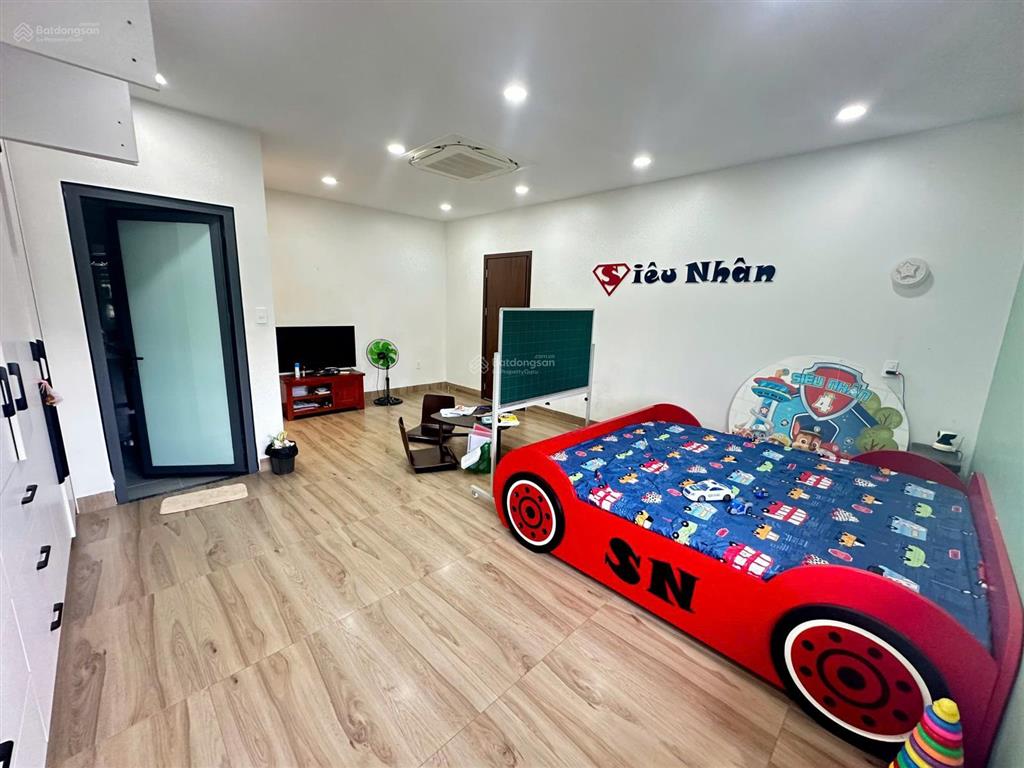 Ngộp bank nhà mặt tiền kinh doanh 5 tầng 110m2 sát phạm văn đồng, linh tây,tđ dtsd 334m2, hoàn công