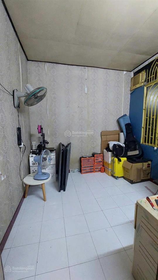 Cần bán căn hộ chung cư chợ quán