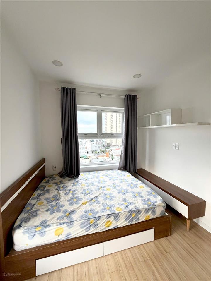 Bán căn hộ chung cư tại screc tower, q. 3, 92m2, 2pn, 2wc, giá 5,3 tỷ,  0909 455 *** trung