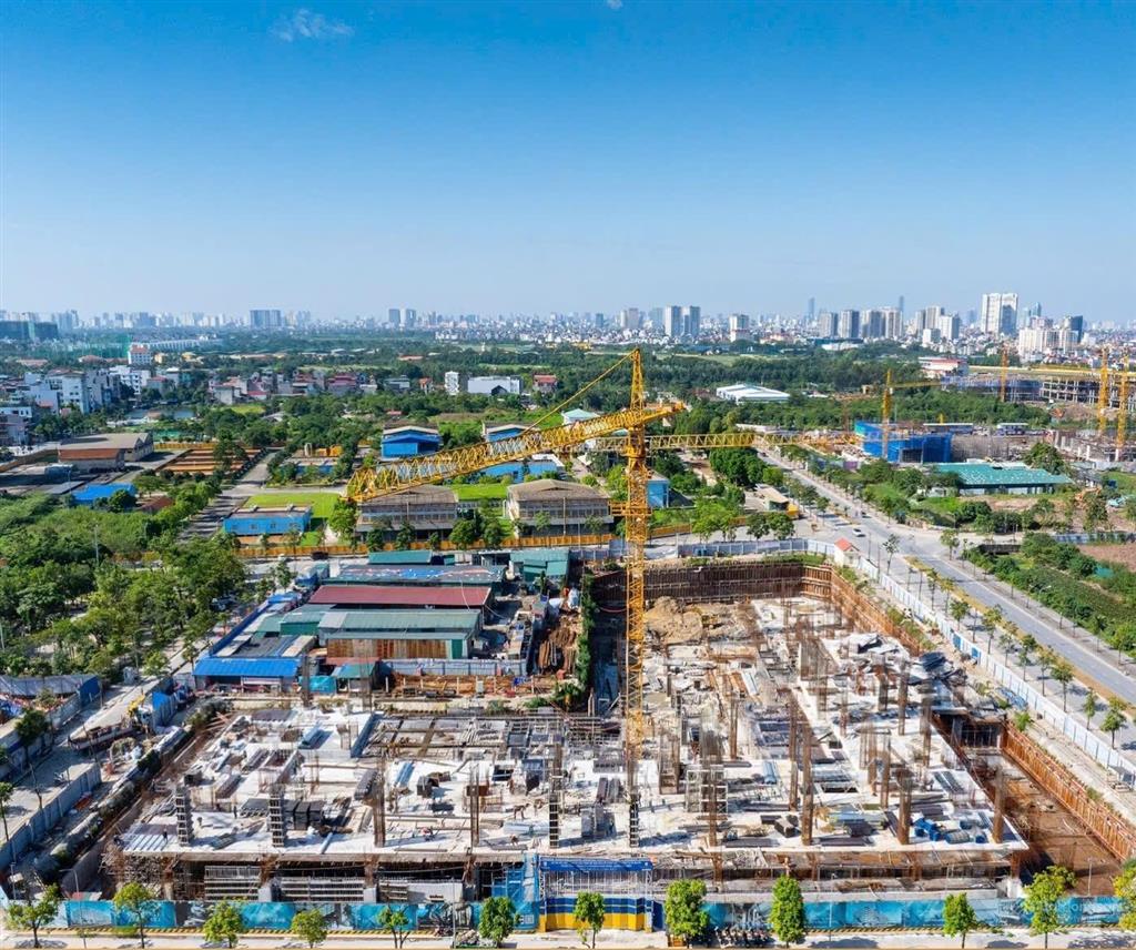 Bán căn 230m2 duplex 2 tầng view hồ nguyệt quế, có bể bơi và thang máy riêng trong nhà