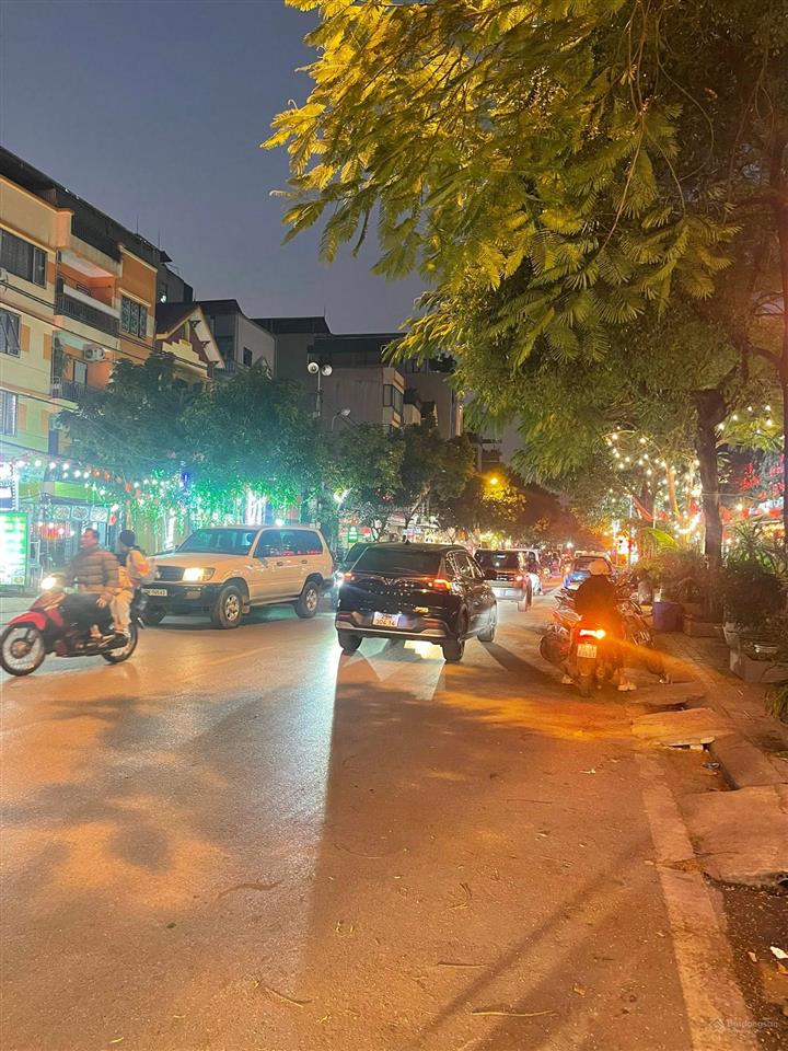 Mặt phố bùi quốc khái  tây nam linh đàm  vỉa hè 6m  doanh thu gần 30 triệu/ngày