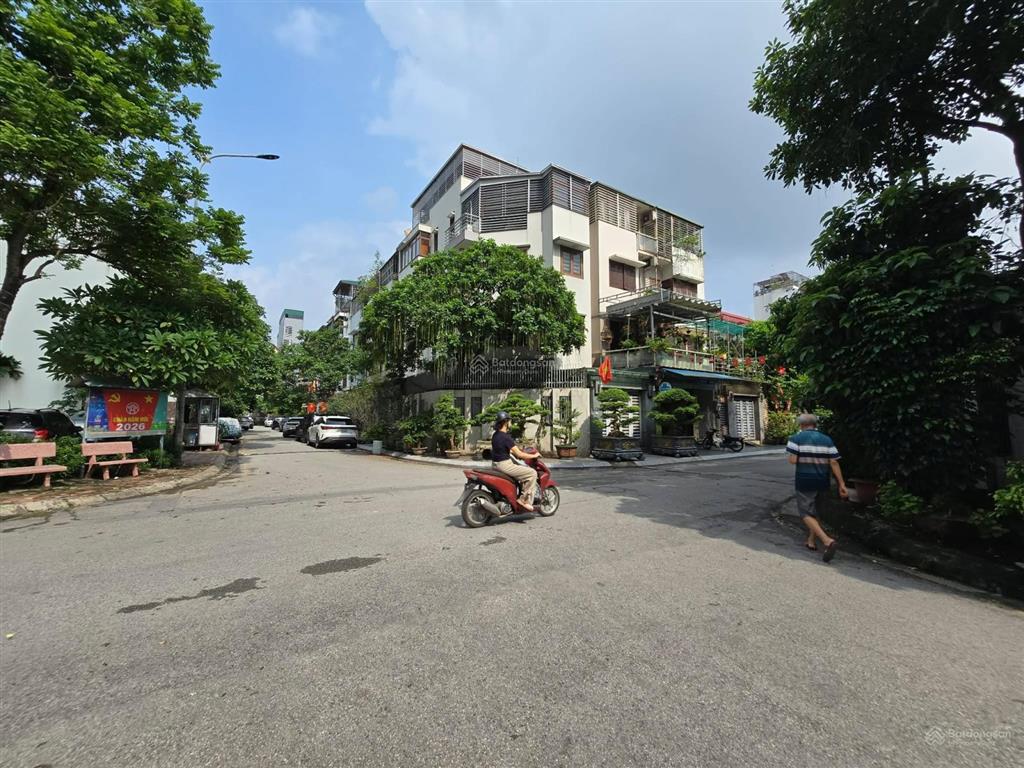 Phân lô vip hoàng văn thái ô tô tránh vỉa hè 85m mt5m 2 thoáng chỉ 30,5 tỷ