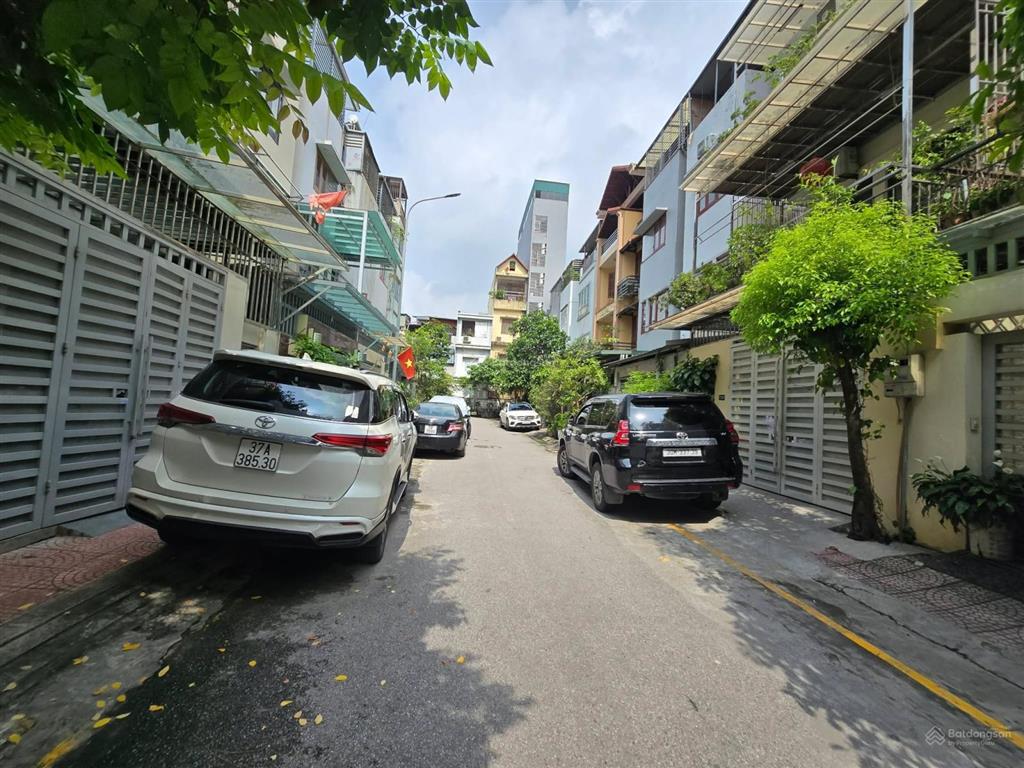 Phân lô vip hoàng văn thái ô tô tránh vỉa hè 85m mt5m 2 thoáng chỉ 30,5 tỷ