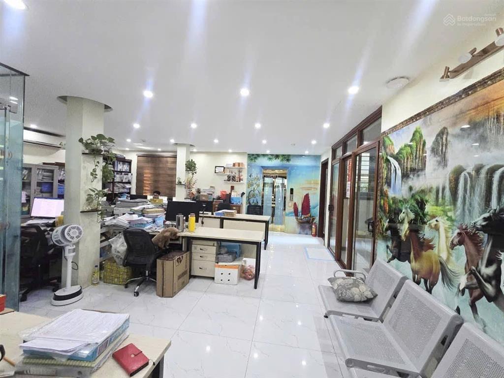 Biệt thự tây nam linh đàm 220m  mt 10,5m  5 tầng thang máy  view công viên  55.5 tỷ
