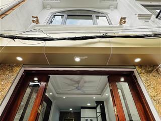 Nhà đẹp lĩnh nam sát gamuda. 6t mới đẹp thang máy gần đường ô tô 8 tỷ