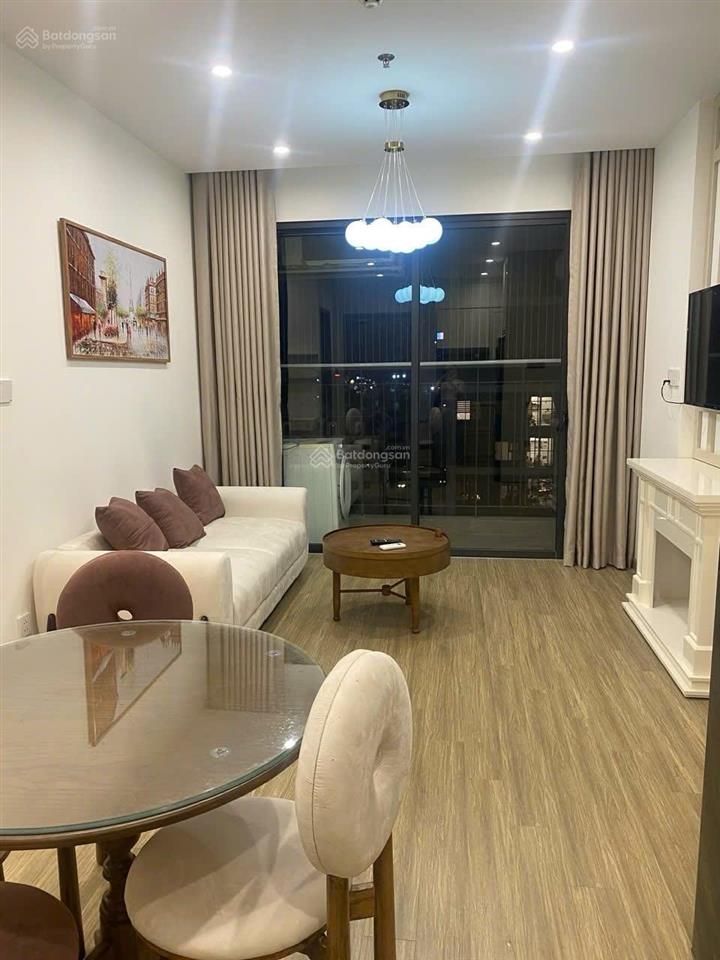 Chính chủ cần bán căn 1pn+ 43m² tòa sa1 tầng 0802 vinhomes smart. giá 3.6 tỷ bao phí