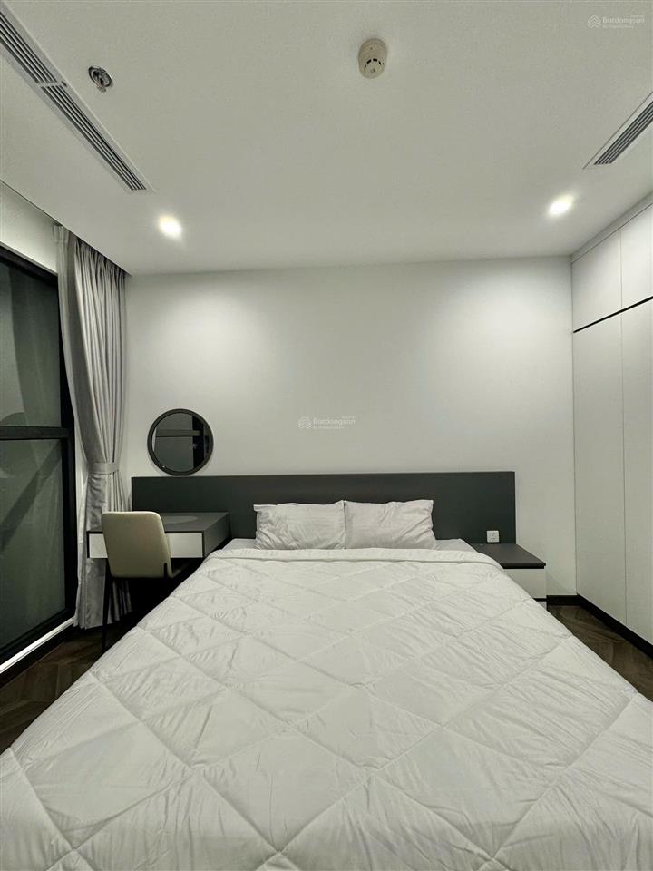 Bán cc khánh hội 1, 82m2, 2pn, 2wc, tại bến vân đồn, p1, q4, hcm