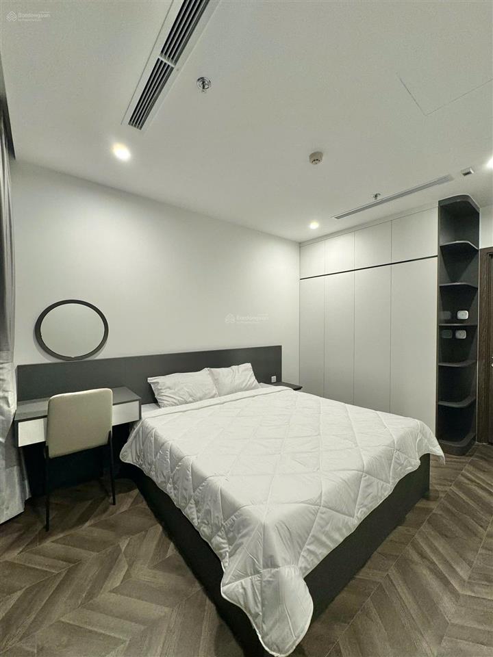 Bán cc khánh hội 1, 82m2, 2pn, 2wc, tại bến vân đồn, p1, q4, hcm