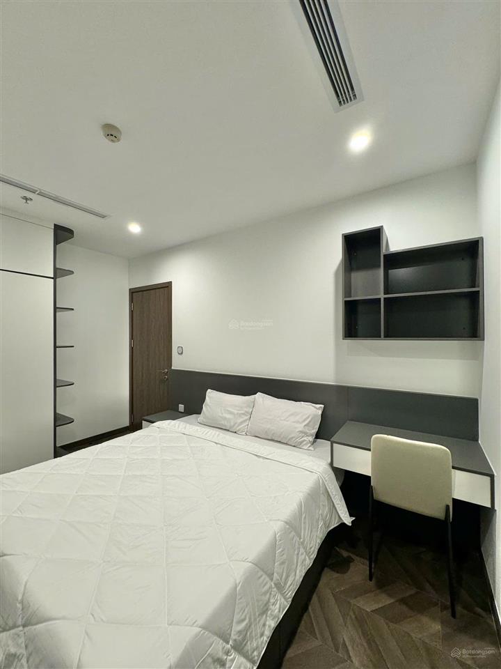 Bán cc khánh hội 1, 82m2, 2pn, 2wc, tại bến vân đồn, p1, q4, hcm