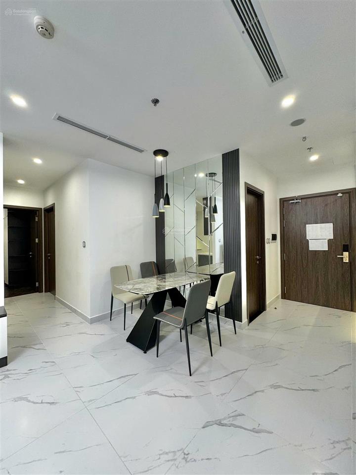 Bán cc khánh hội 1, 82m2, 2pn, 2wc, tại bến vân đồn, p1, q4, hcm