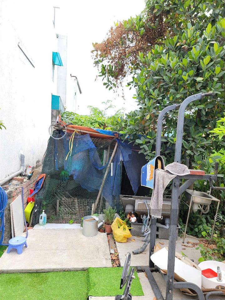 Giá hời 4,95 tỷ. đất hxh, đường số 20 p. linh đông dt 66,2m2, sổ vuông vức. cách vđ 2 500m