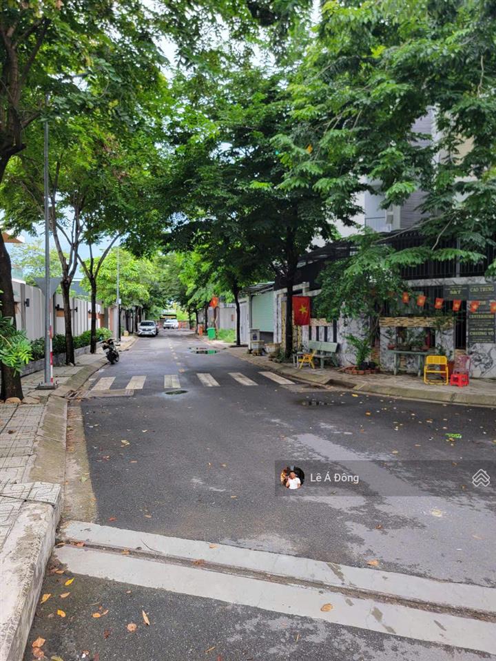 Đất đẹp gần ga metro p. trường thọ dt 81,8m2. đường 9m, ngay vành đai 2. kdc đồng bộ, dân trí cao