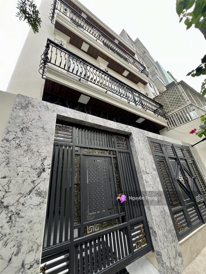 Nhà mới nội thất xịn  có thang máy  kế bên phú mỹ hưng  quận 7  chỉ 7,9 tỷ