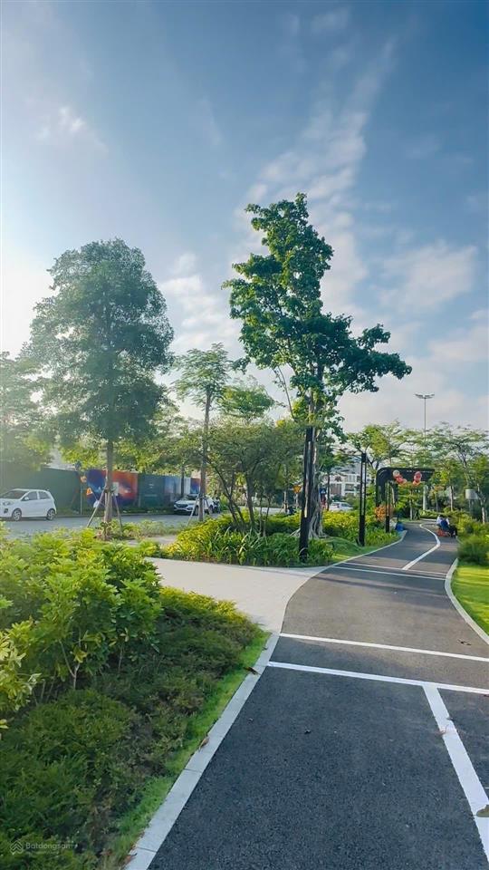 Bán căn hộ chung cư tại khu đô thị dịch vụ hùng thắng, 24,8 triệu/m2, 32 m2, giá cực chất