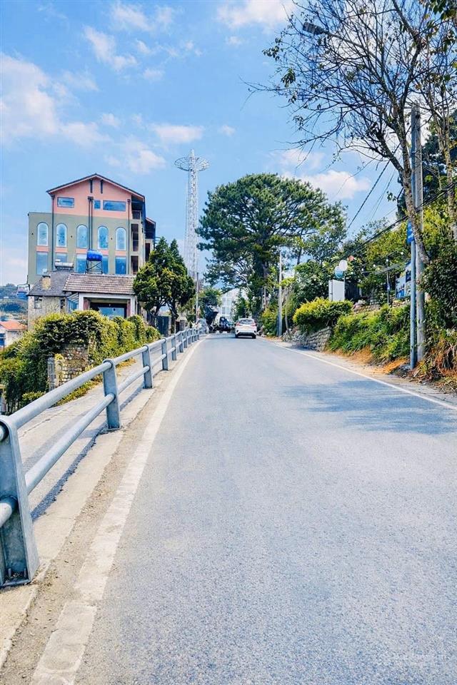 Lô đất đẹp mặt tiền đường đống đa