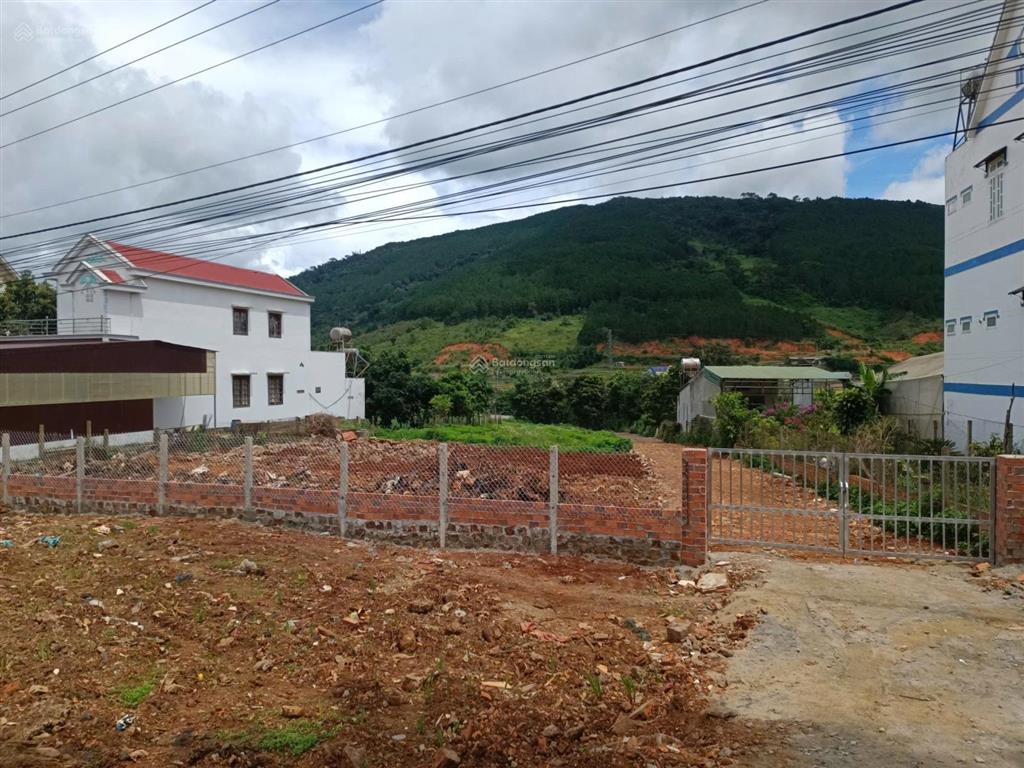 Quốc lộ 20 hiệp an, đức trọng  đất mặt tiền 27m  diện tích 4200 m², đã tách 4 lô