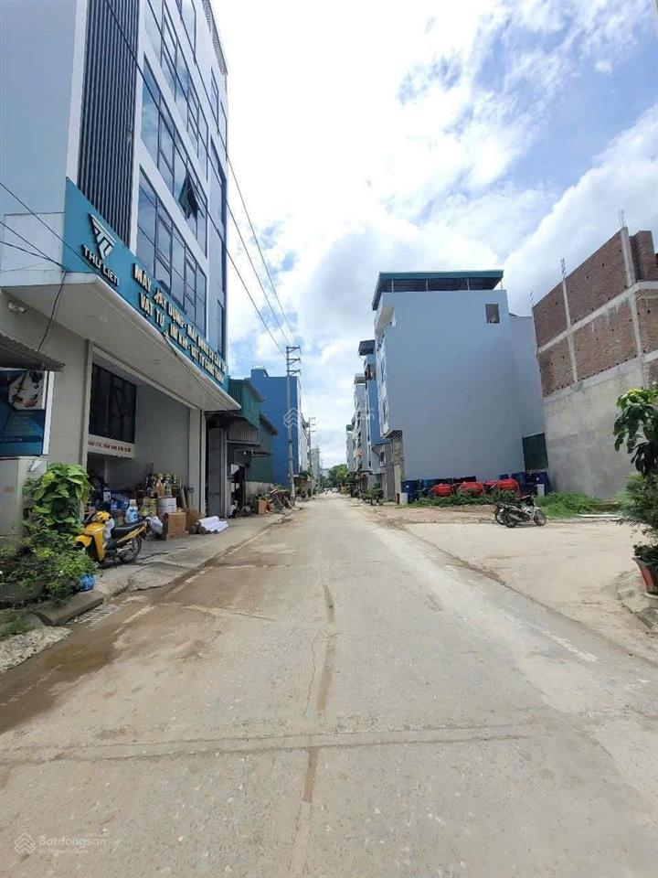 Mới  cc bán lô góc vip 77m2 dv yên lũng an khánh  giá tốt nhất thị trường, giáp chung cư