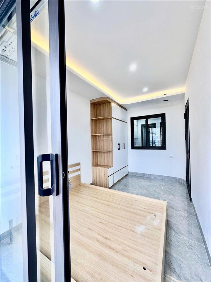Xuân đỉnh tòa chdv cao cấp  thông  ô tô  15 căn hộ  thu 100tr/tháng  76m2 x 7 tầng