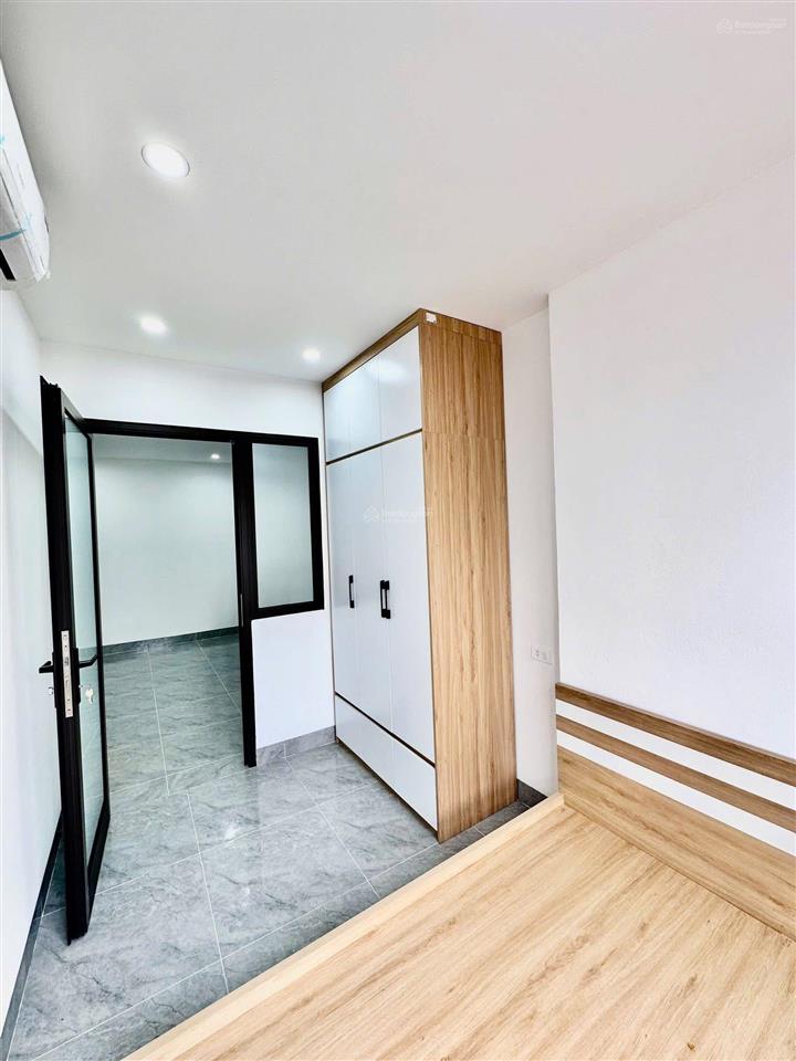 Xuân đỉnh tòa chdv cao cấp  thông  ô tô  15 căn hộ  thu 100tr/tháng  76m2 x 7 tầng