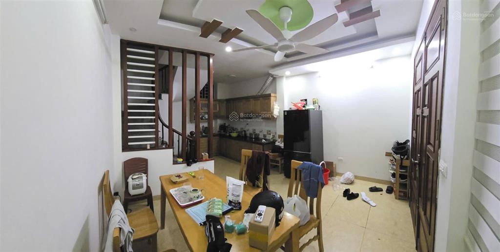 Cho thuê nhà xuân đỉnh 31m x 5 tầng 3 phòng ngủ  vào ở ngay