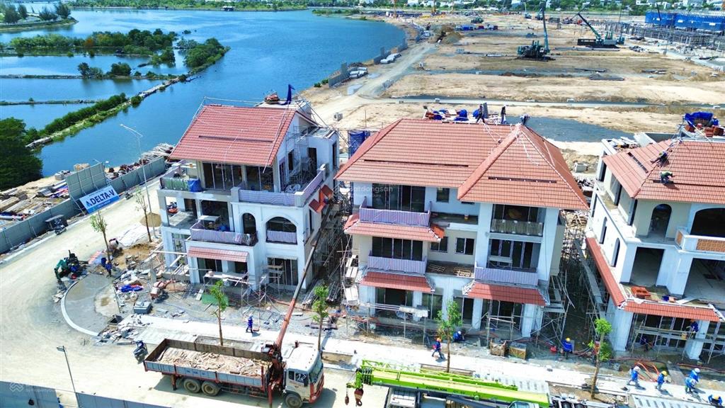 Charmora city  sở hữu căn liền kề 3 tầng d563 cạnh trục chính d6 và công viên giá tts chỉ 12,31 tỷ