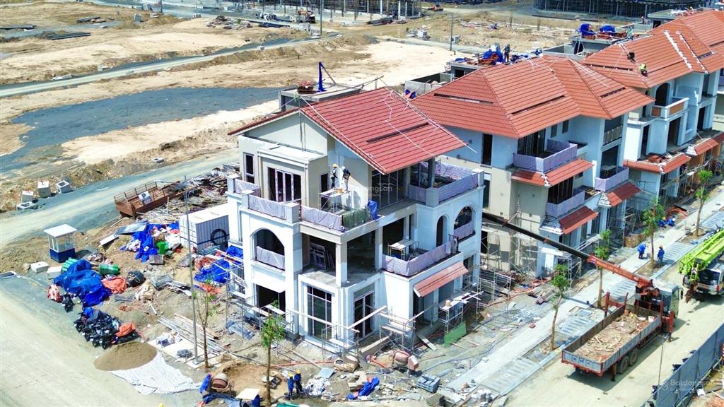 Charmora city  sở hữu căn liền kề 3 tầng d563 cạnh trục chính d6 và công viên giá tts chỉ 12,31 tỷ