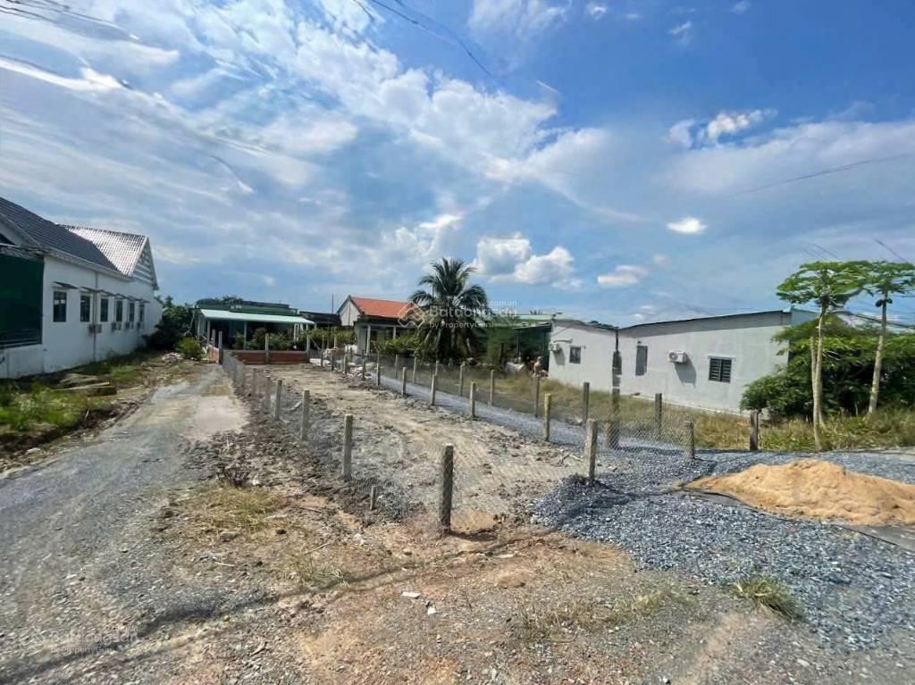 Bán đất thổ cư 163m² xã bình đức tây ninh. giá 10,8tr/m² sổ riêng.  0943 268 ***