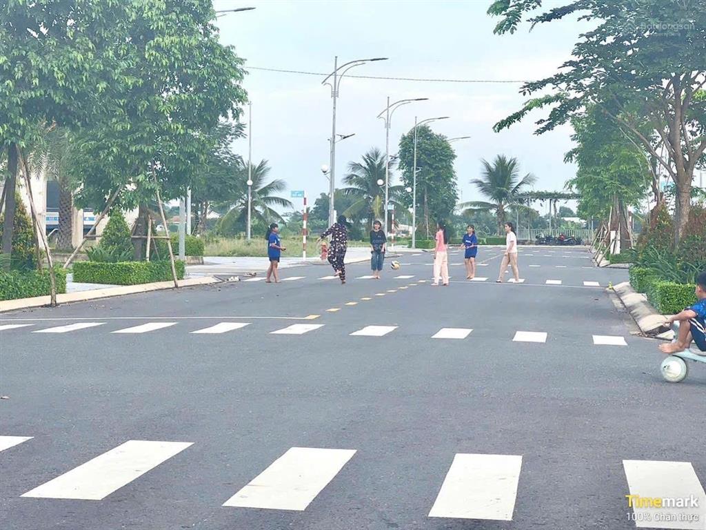Bán lô đất nền thổ cư 100%, sổ sẵn sang tên công chứng liền tay. sát vách eco retreat