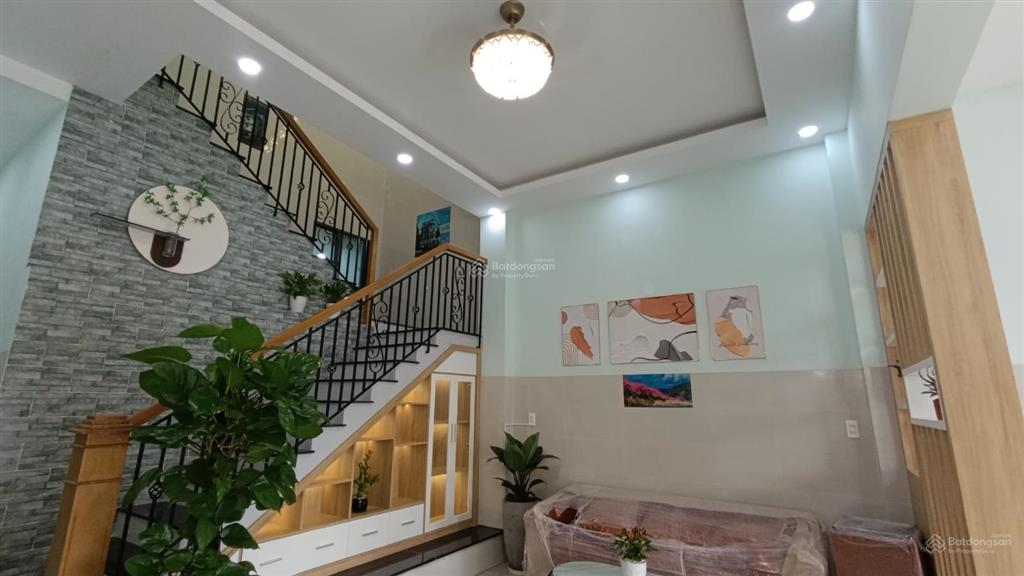 Bán nhà mặt phố cực chất tại kdc đặng quỳnh, 4,05 tỷ, 90m2, 3pn, 2wc