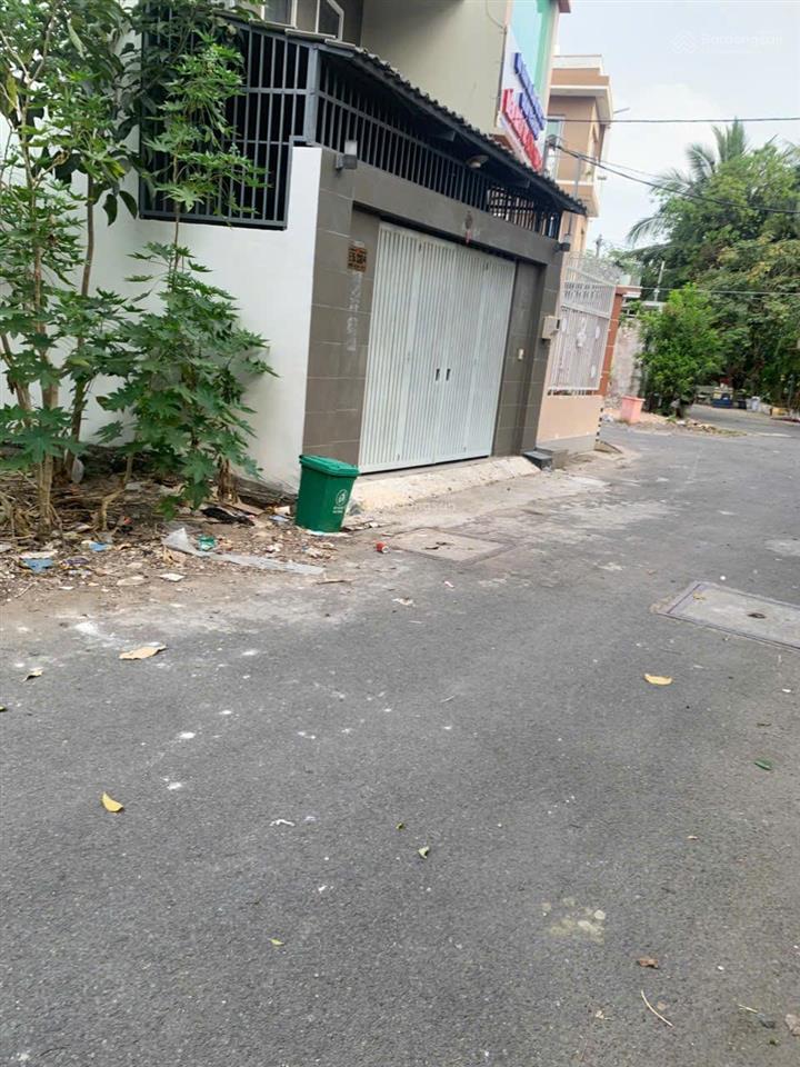Tôi cần bán một lô đất 85m2 thổ cư sổ hồng riêng gần ql50 xã phong phú, bình chánh