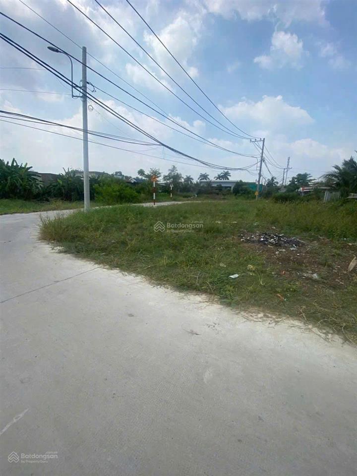 Tôi cần bán lô đất ở an phú tây  hưng long diện tích 132m2 giá 1 tỷ 200 sổ hồng riêng full thổ cư