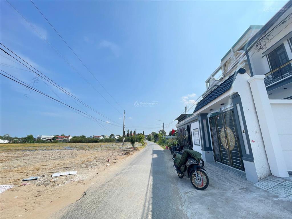Chính chủ chuyển nhượng lô đất 150m2 mỹ lộc cần giuộc sổ hồng riêng full thổ cư giá 845 triệu