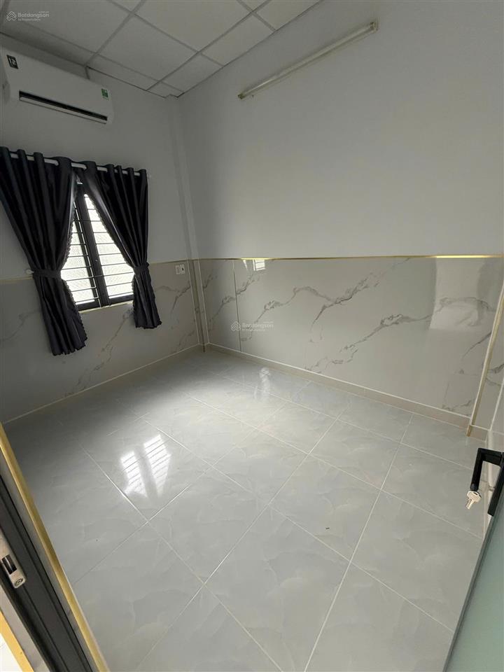 Chính chủ bán nhà ở bình hưng bình chánh dt 49m2 kết cấu 1 lầu 2 phòng ngủ, 2 toilet giá 2 tỷ 400