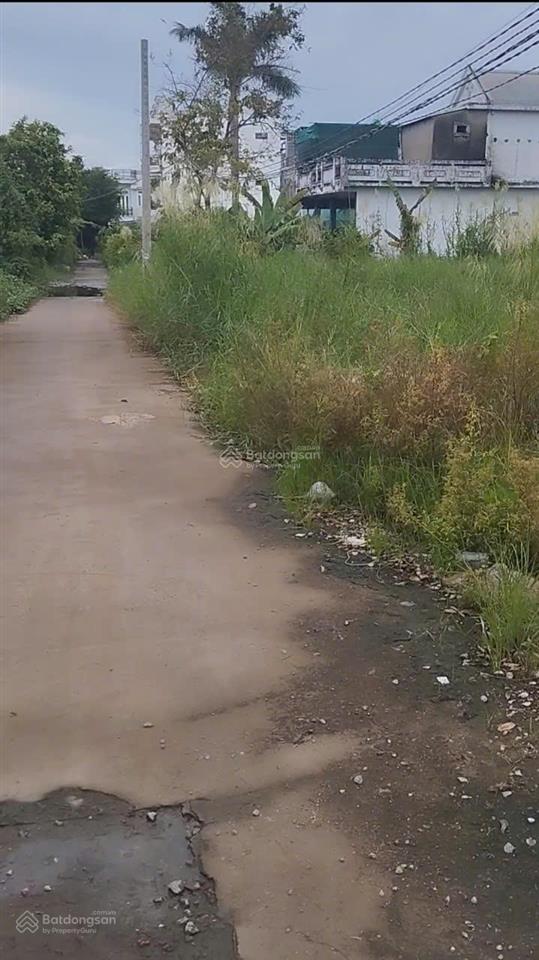 Chính chủ gửi bán lô đất 5x20m/100m2 sổ hồng riêng giá 610 triệu đường 3m ô tô cách ql50 chỉ 50m
