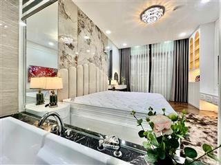 Tôi chủ nhà cần bán căn hộ 171m 3 ngủ 3 wc tại chung cư dolphin plaza full nội thất có slot ô tô