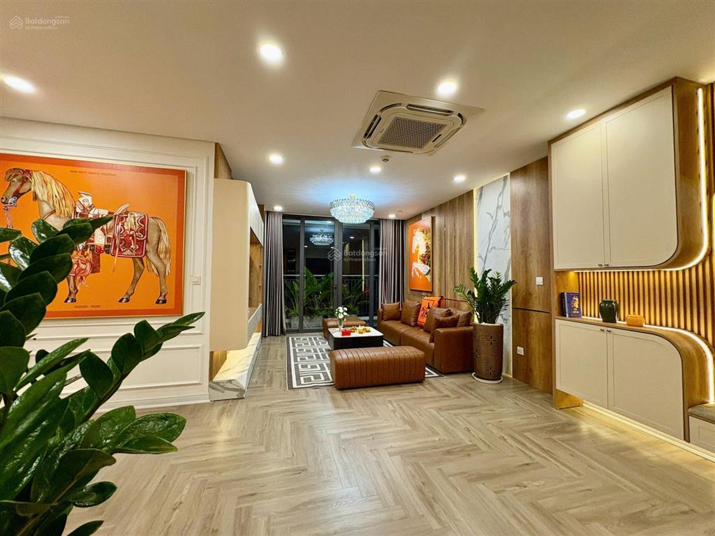 Chính chủ bán ch sky park 128m2 3pn giá 10,5 tỷ căn góc full nội thất đẹp view hồ sẵn slot ô tô