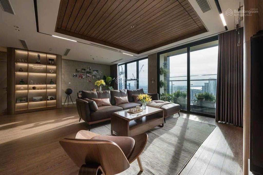 Vợ chồng tôi cần bán gấp căn góc 3pn full nội thất view thoáng tại chung cư hoàng thành pearl