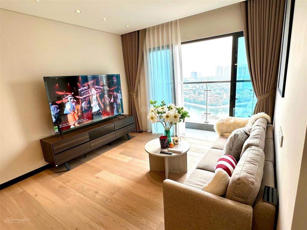Tôi chủ nhà bán căn 3pn dt 105m2 chung cư vinhomes westpoint view thoáng, giá 9 tỷ bao phí