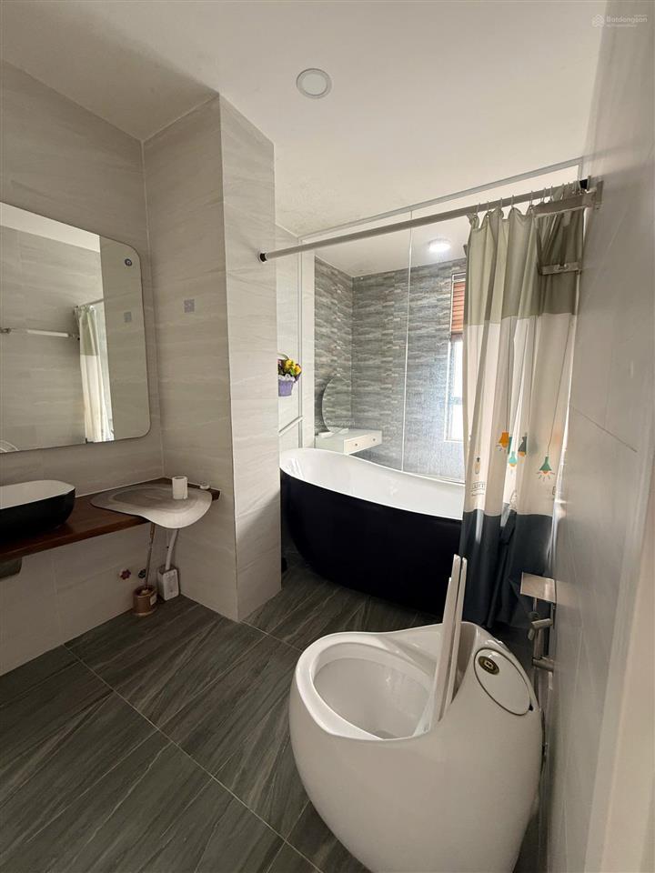 Cho thuê nhà phố zone 8  swanbay