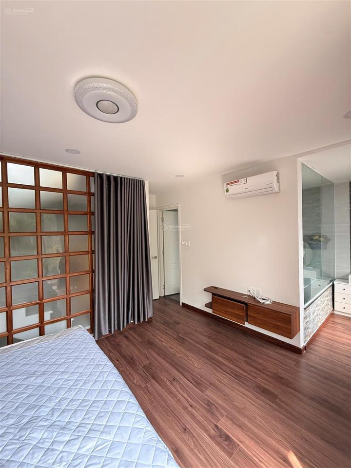 Cho thuê nhà phố zone 8  swanbay