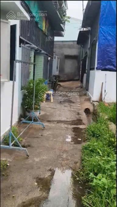 Nhà hẻm cấp 4  59,4m2  1 tỷ 700  ngang 5m