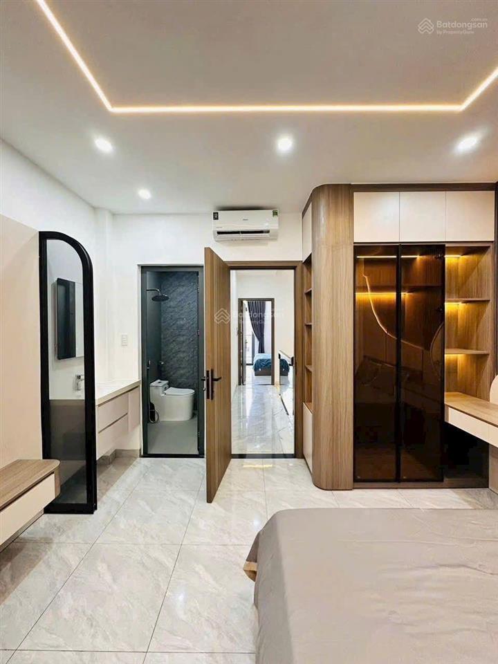 Bán nhanh trong tuần giá 6.6 tỷ giảm 600tr rồi anh chị ơi  nhà 5 tầng  thạnh lộc 27, q12, hcm