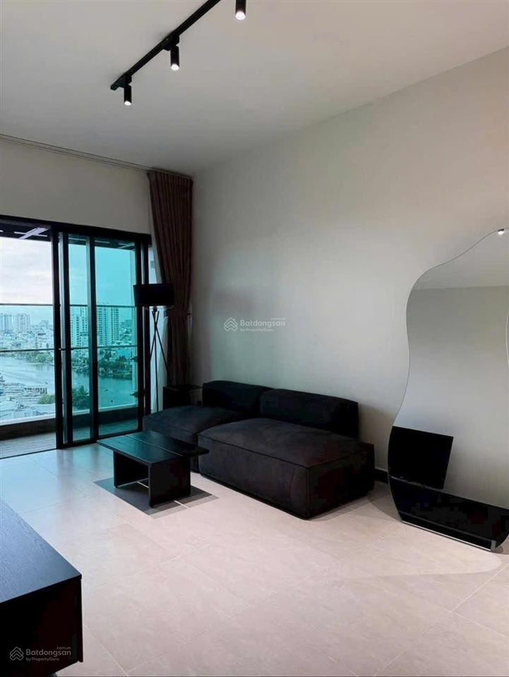 Cần bán gấp căn hộ de la sol giá siêu tốt cho thuê giá cao full nội thất