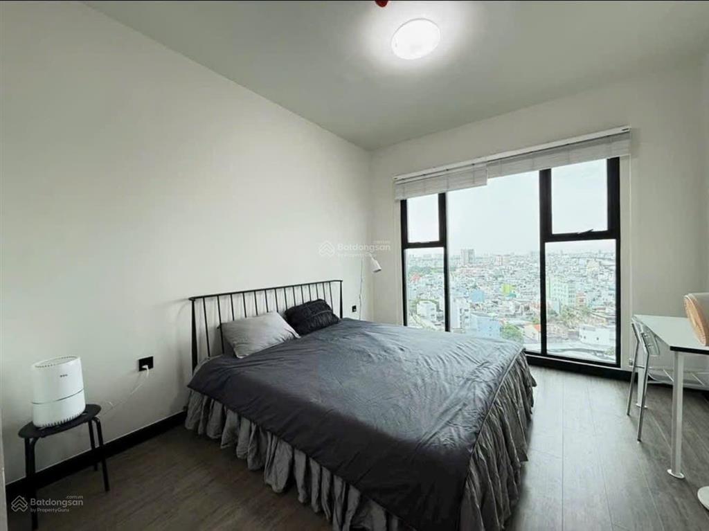 Cần bán gấp căn hộ de la sol giá siêu tốt cho thuê giá cao full nội thất