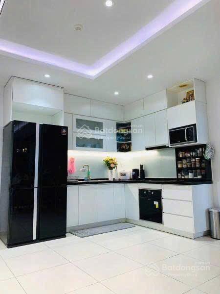 Nhà đẹp không chờ người chậm chân. inbox ngay để xem nhà và nhận giá tốt tại q2 giảm ngay 60tr