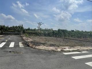 Lô góc siêu đẹp tại khu dịch vụ sân bay nằm trên mặt tiền đường tl769 110m2  em ngay