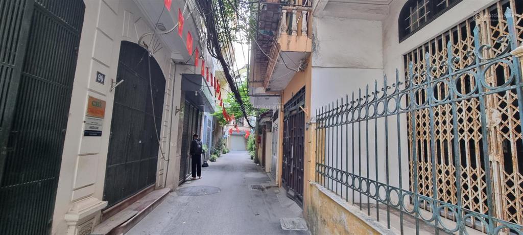 Chính chủ bán nhà nguyên căn diện tích 44,3m² sổ đỏ trên 48m² sử dụng tại phường khương trung
